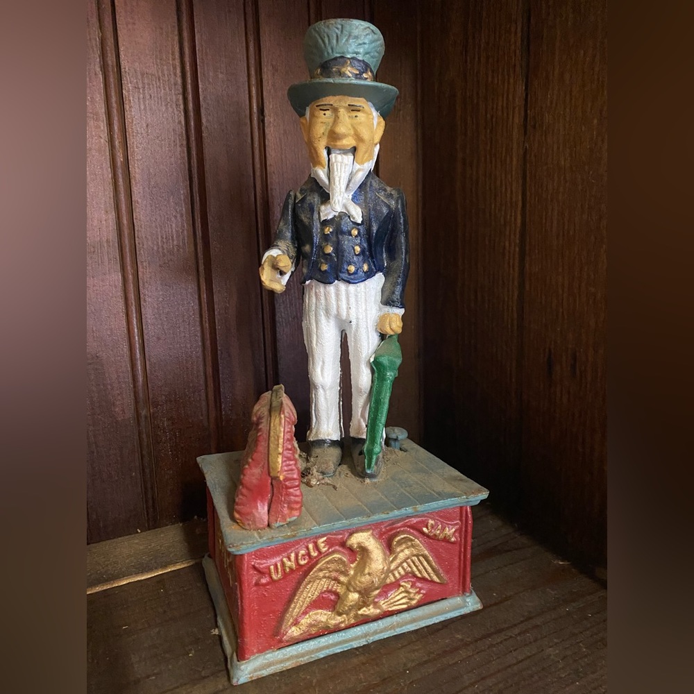 💚 Vintage Metal Uncle Sam’s Coin Bank